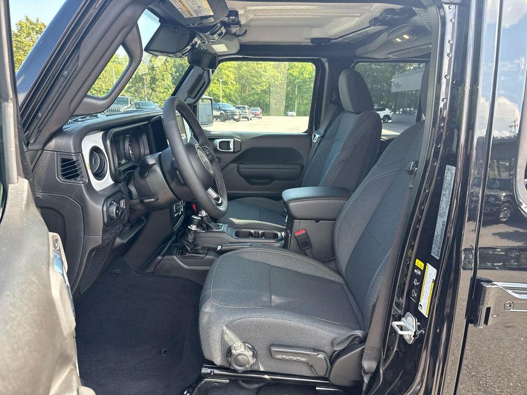 new 2025 Jeep Wrangler car, priced at $44,500