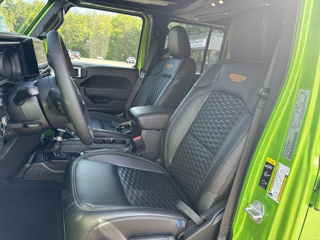 new 2025 Jeep Wrangler car, priced at $55,500