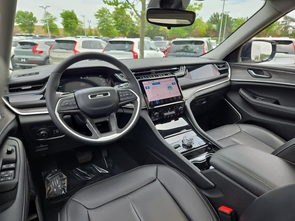used 2023 Jeep Grand Cherokee 4xe car, priced at $29,375