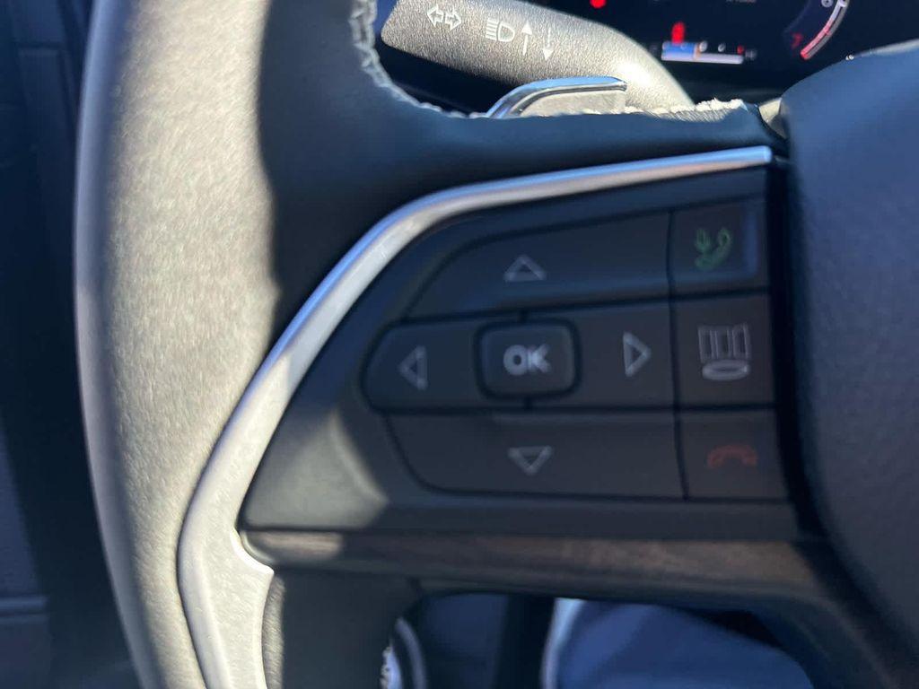 new 2025 Jeep Grand Cherokee car, priced at $45,250