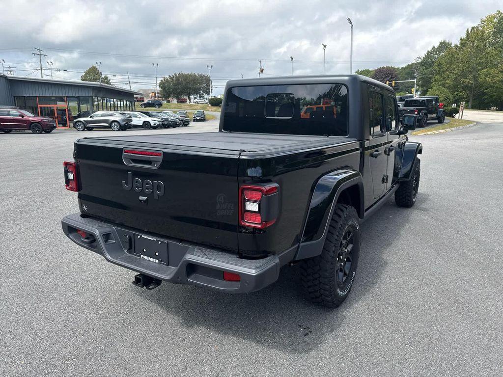 new 2025 Jeep Gladiator car, priced at $50,750