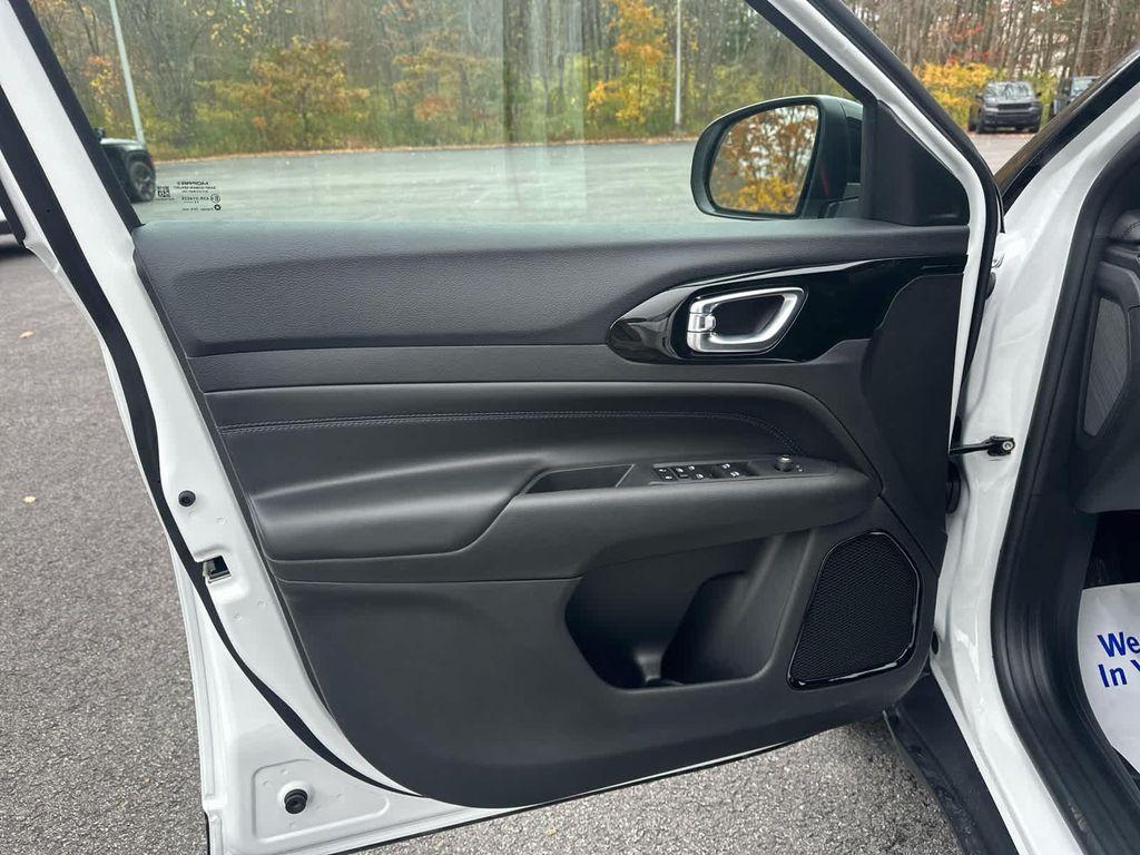 new 2026 Jeep Compass car, priced at $34,000