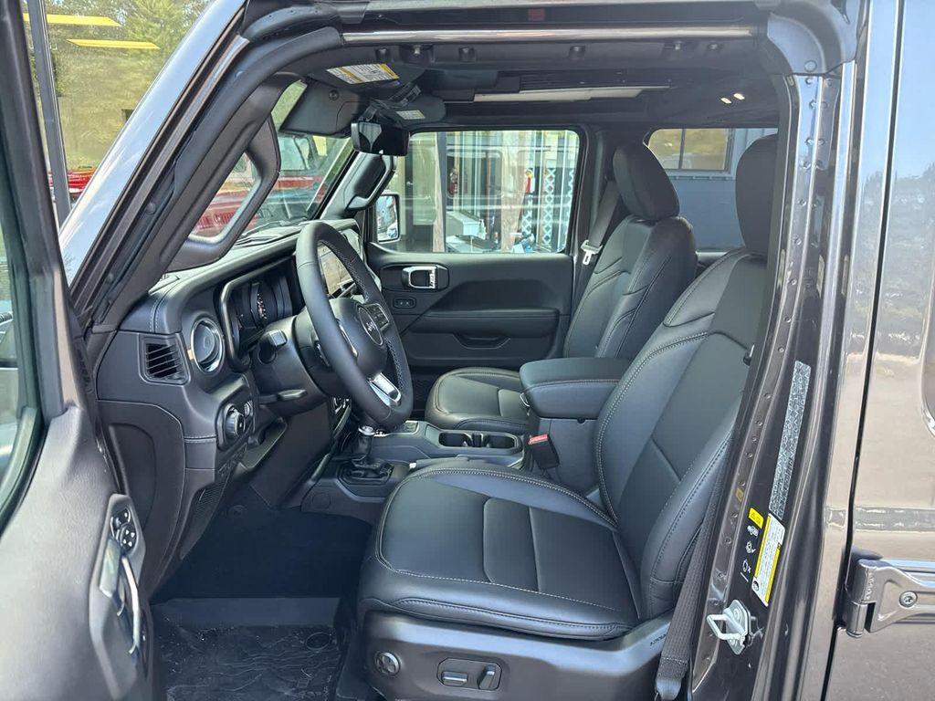new 2025 Jeep Wrangler car, priced at $57,500