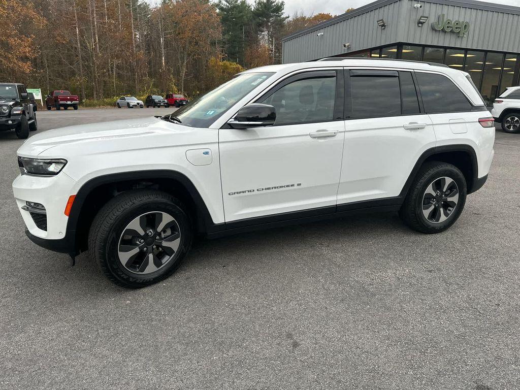 used 2022 Jeep Grand Cherokee 4xe car, priced at $26,575