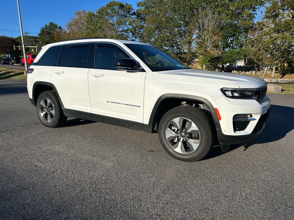 used 2022 Jeep Grand Cherokee 4xe car, priced at $28,275