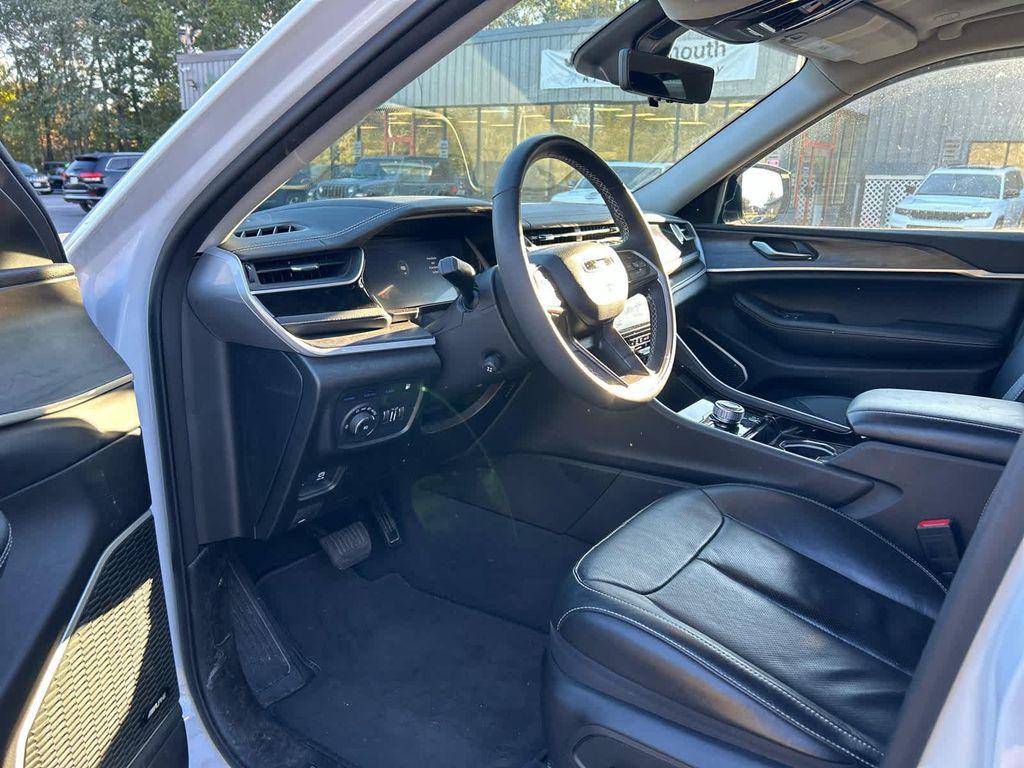 used 2022 Jeep Grand Cherokee 4xe car, priced at $28,275
