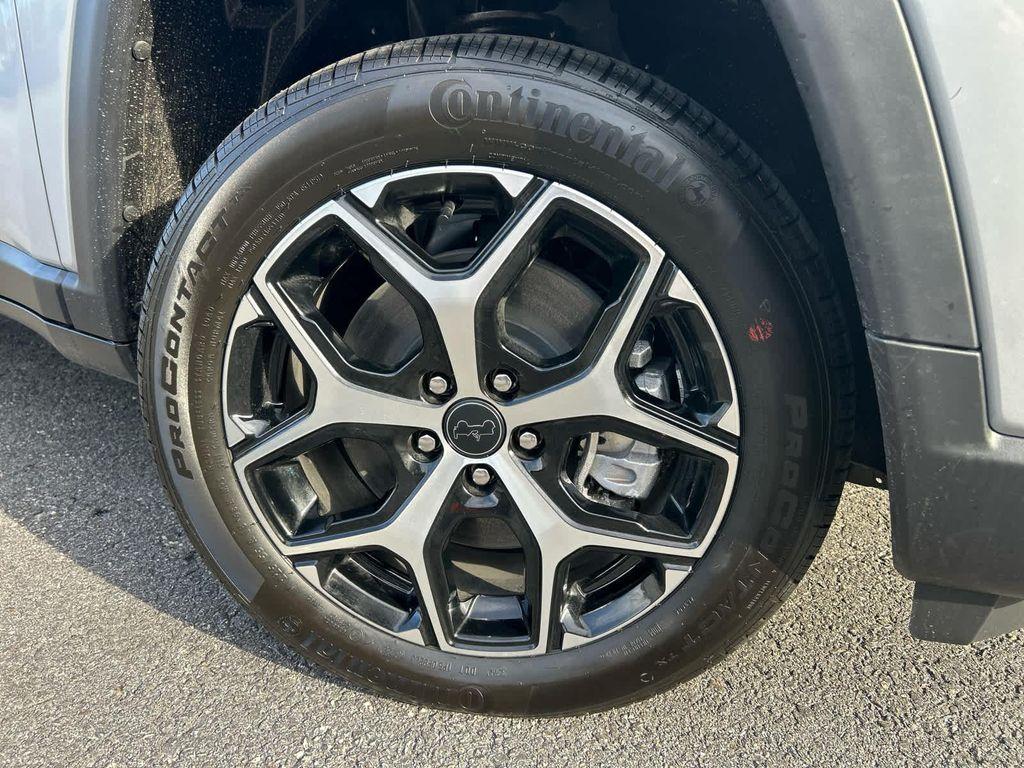 new 2026 Jeep Compass car, priced at $33,000