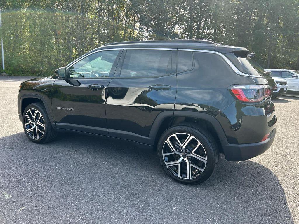 new 2025 Jeep Compass car, priced at $29,000