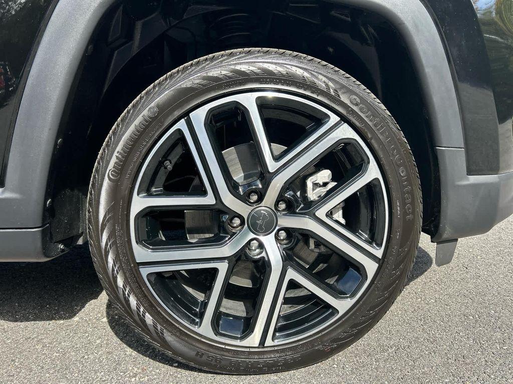 new 2025 Jeep Compass car, priced at $29,000