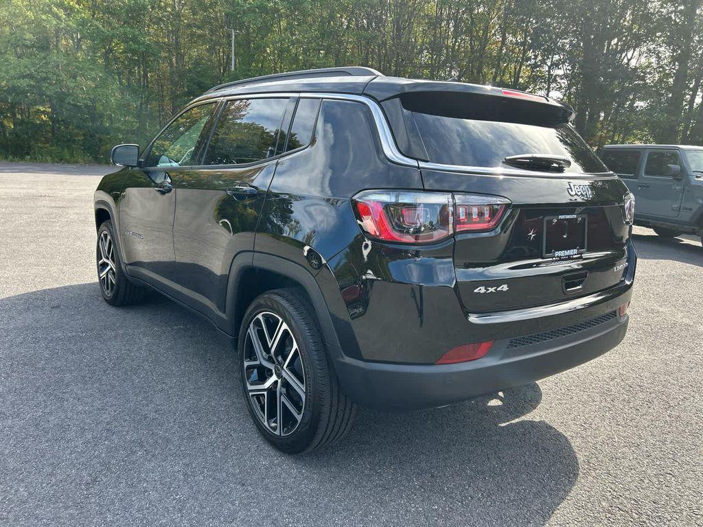 new 2025 Jeep Compass car, priced at $29,000