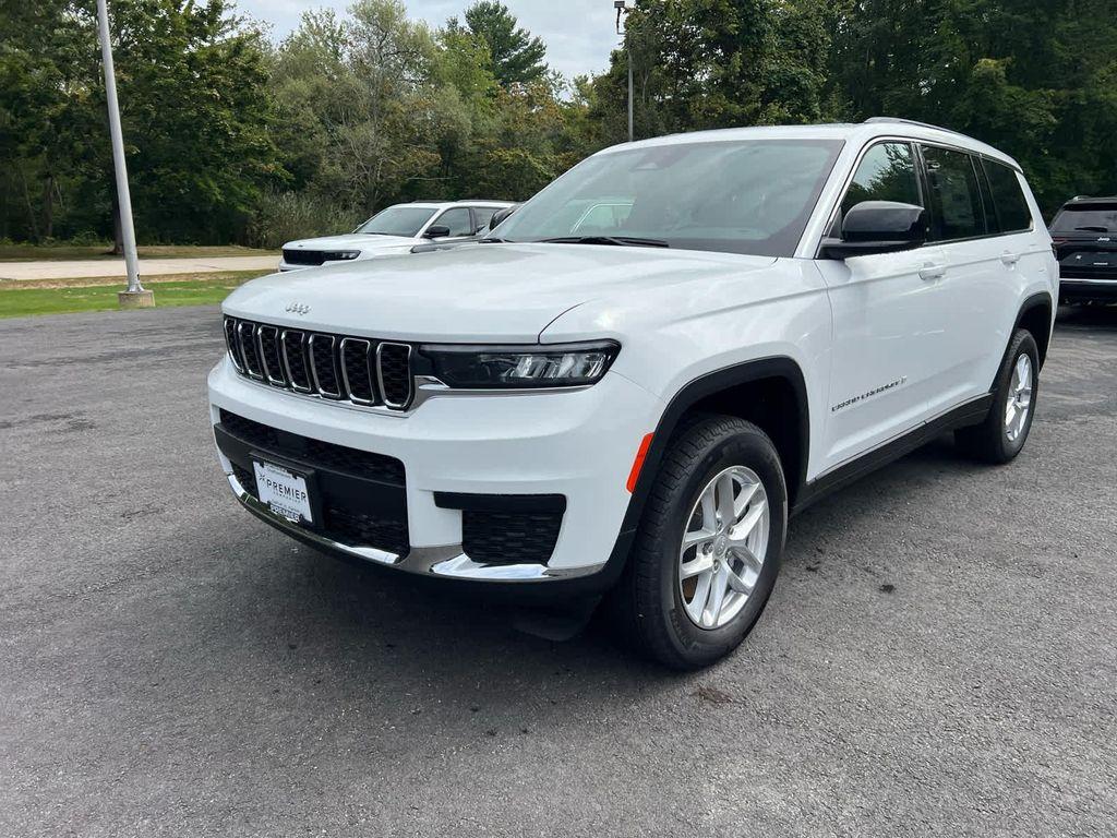 new 2025 Jeep Grand Cherokee L car, priced at $40,500