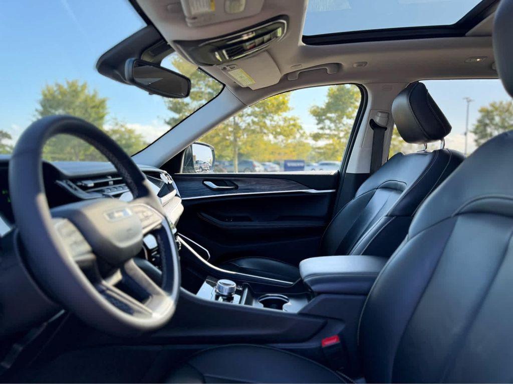 used 2024 Jeep Grand Cherokee 4xe car, priced at $34,275