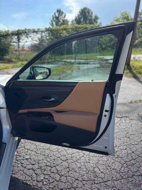 used 2022 Lexus ES 350 car, priced at $36,499