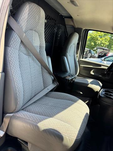 used 2007 GMC Savana 2500 car, priced at $8,999