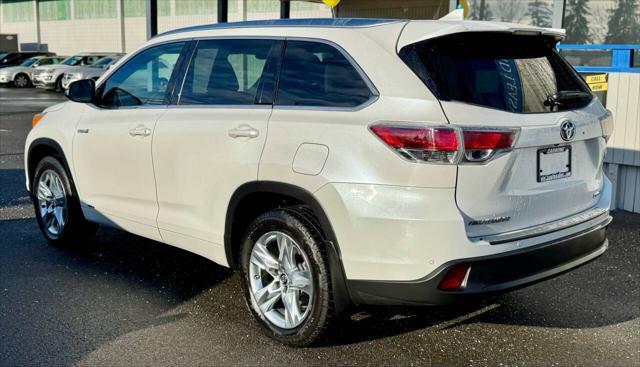 used 2016 Toyota Highlander Hybrid car, priced at $26,999