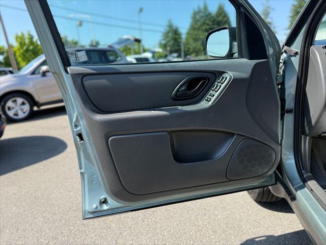 used 2005 Ford Escape car, priced at $6,999