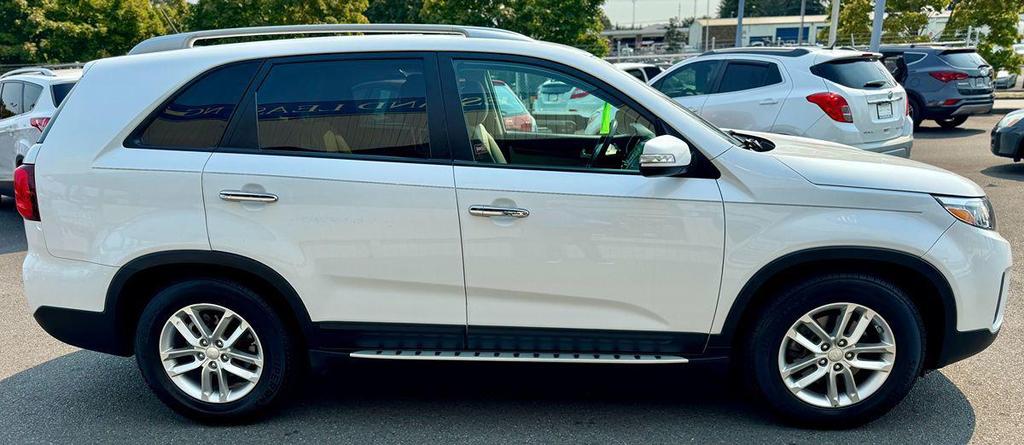 used 2014 Kia Sorento car, priced at $9,999