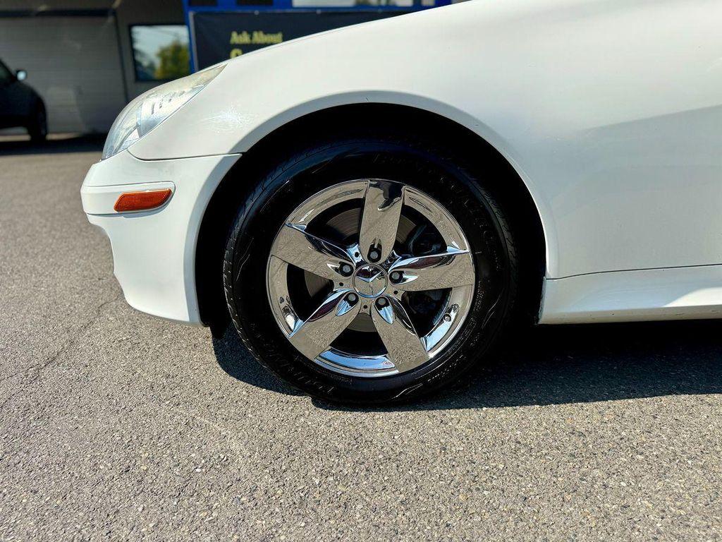 used 2007 Mercedes-Benz SLK-Class car, priced at $10,999