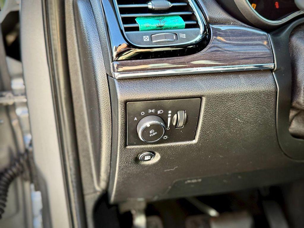 used 2020 Jeep Grand Cherokee car, priced at $18,999