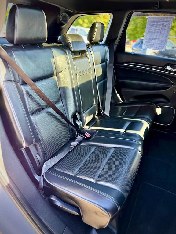 used 2020 Jeep Grand Cherokee car, priced at $18,999