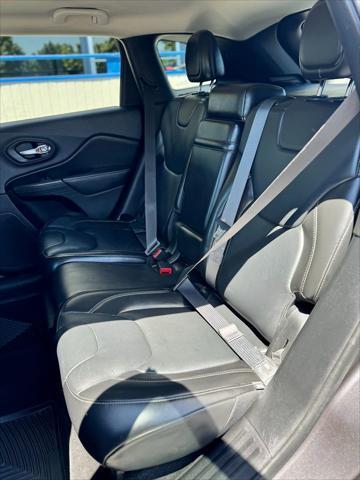 used 2015 Jeep Cherokee car, priced at $7,999