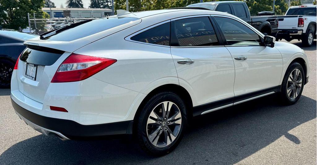 used 2015 Honda Crosstour car, priced at $13,999