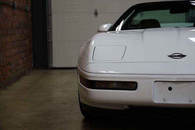 used 1994 Chevrolet Corvette car, priced at $15,900