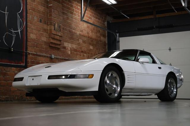 used 1994 Chevrolet Corvette car, priced at $15,900