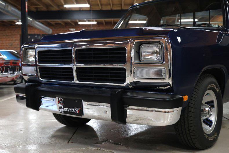 used 1992 Dodge D150 car, priced at $24,000