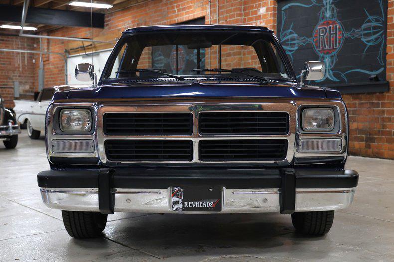 used 1992 Dodge D150 car, priced at $24,000