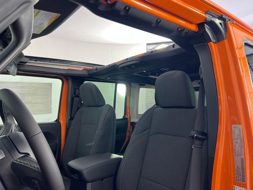 new 2025 Jeep Wrangler car, priced at $42,945