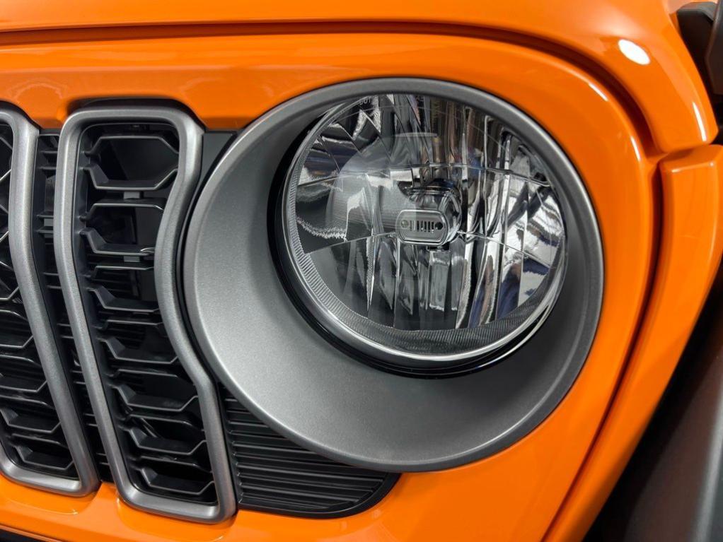 new 2025 Jeep Wrangler car, priced at $42,945