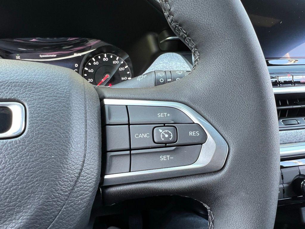 new 2025 Jeep Compass car, priced at $24,260