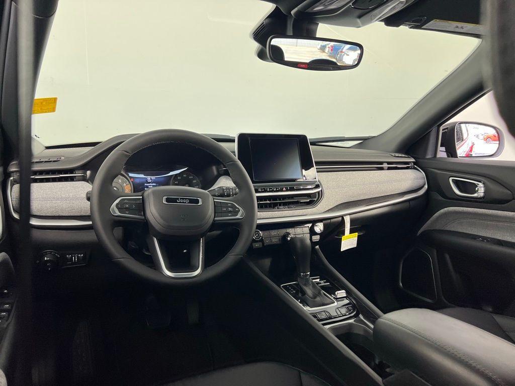 new 2025 Jeep Compass car, priced at $24,260