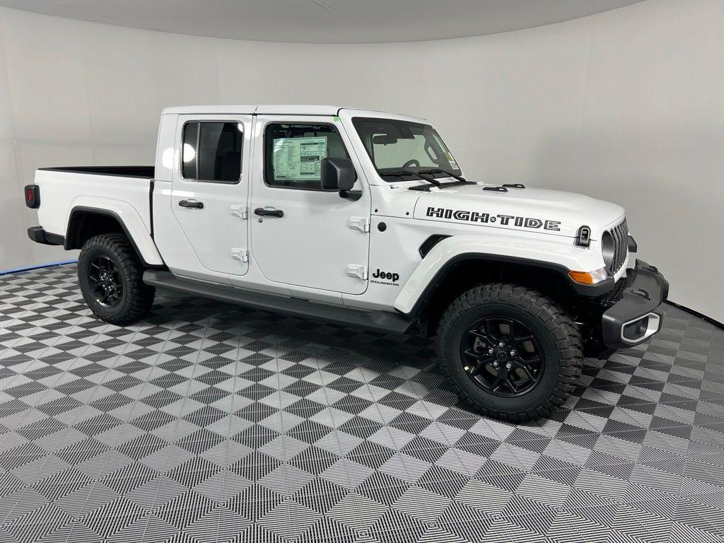 new 2025 Jeep Gladiator car, priced at $42,565