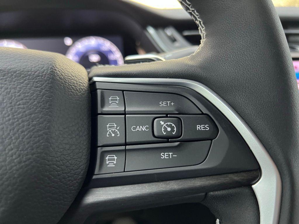 new 2025 Jeep Grand Cherokee L car, priced at $42,943