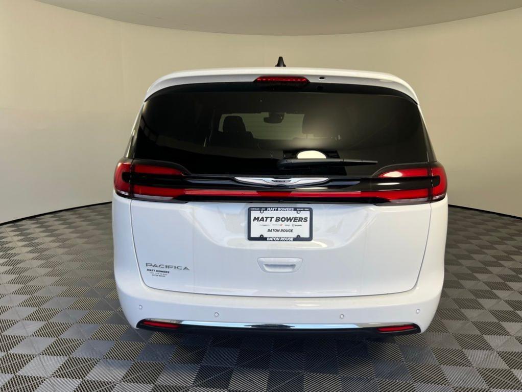 new 2025 Chrysler Pacifica car, priced at $40,225