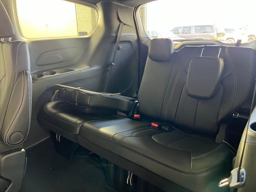 new 2025 Chrysler Pacifica car, priced at $40,225