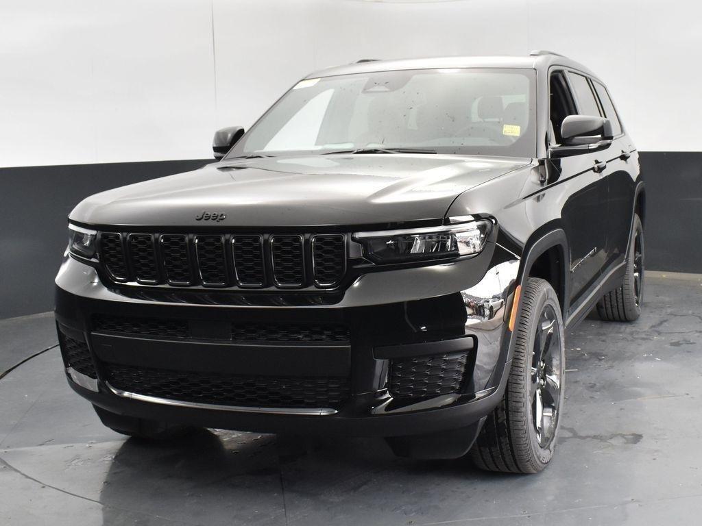 new 2024 Jeep Grand Cherokee L car, priced at $36,675