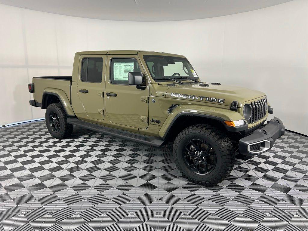 new 2025 Jeep Gladiator car, priced at $43,160