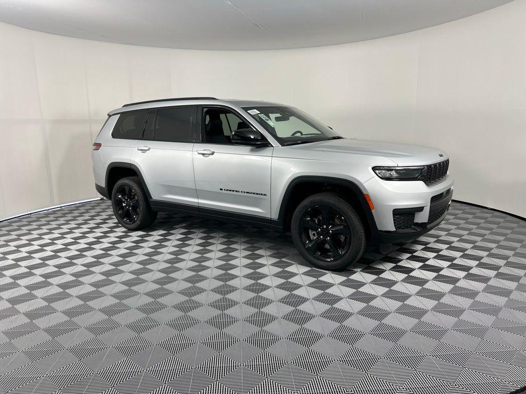 new 2025 Jeep Grand Cherokee L car, priced at $40,598