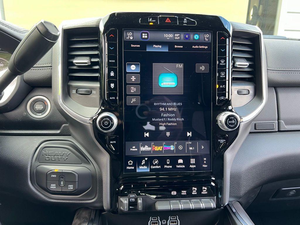 new 2025 Ram 2500 car, priced at $73,263