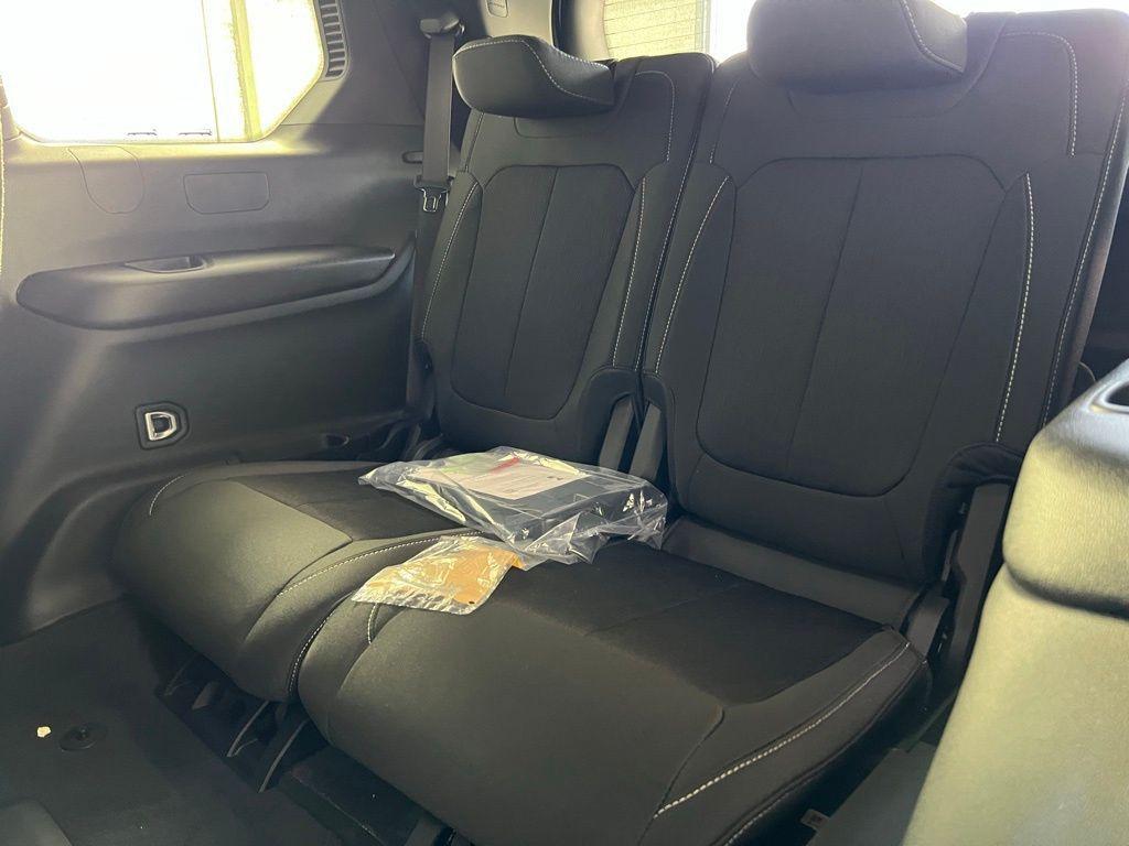 new 2025 Jeep Grand Cherokee L car, priced at $33,030