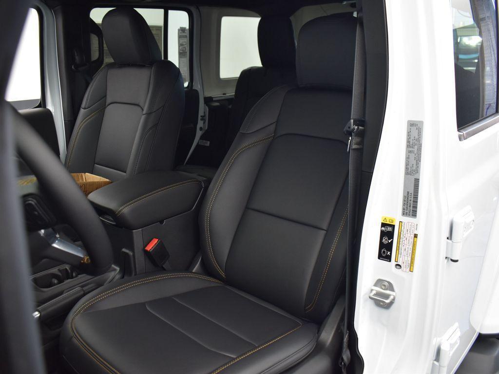 new 2025 Jeep Wrangler car, priced at $50,110