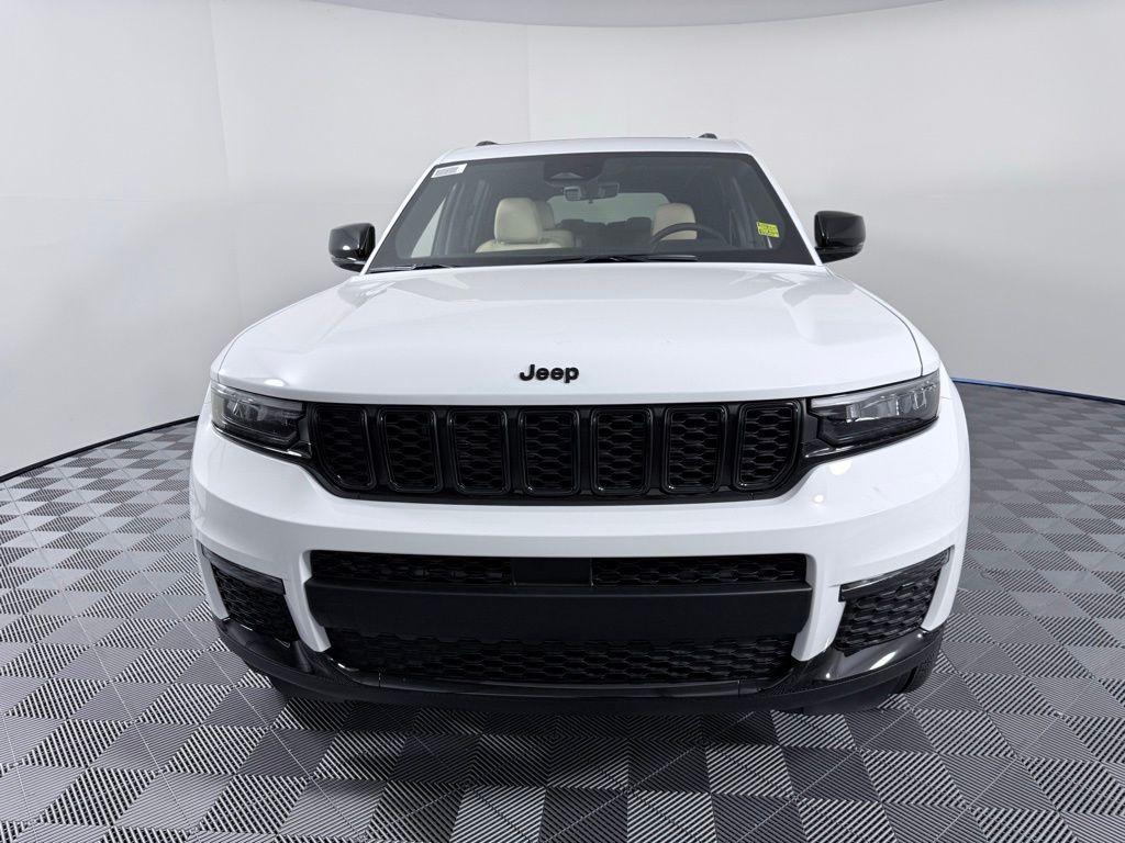new 2025 Jeep Grand Cherokee L car, priced at $45,740