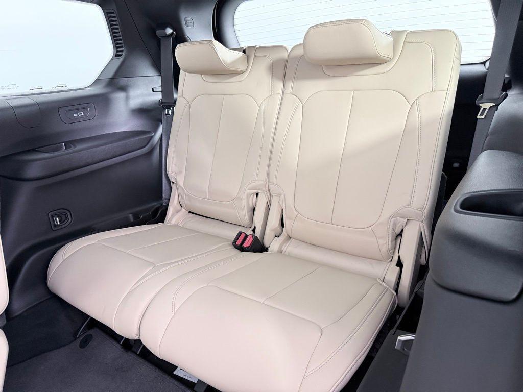 new 2025 Jeep Grand Cherokee L car, priced at $45,740