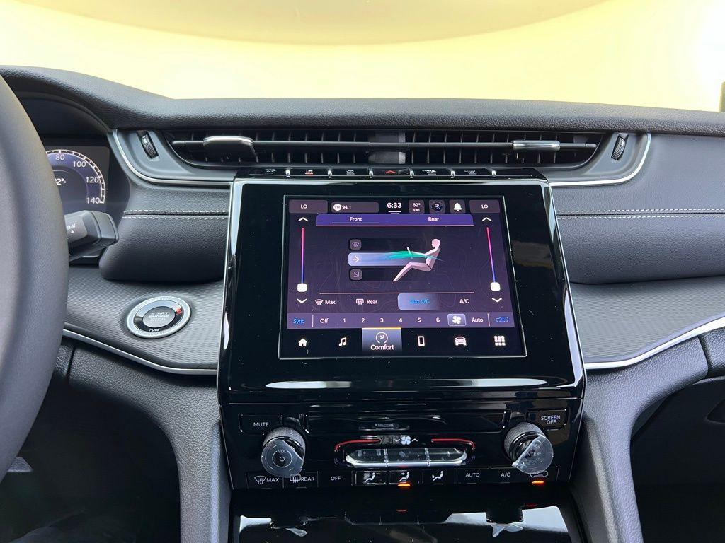 new 2025 Jeep Grand Cherokee L car, priced at $33,348