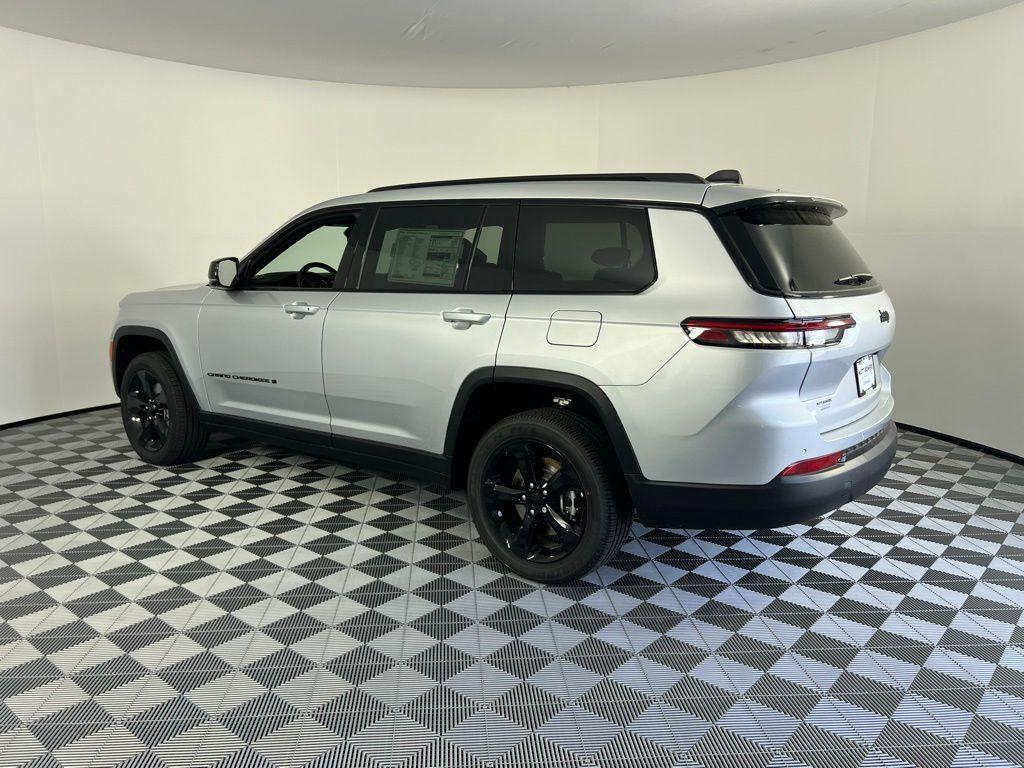 new 2025 Jeep Grand Cherokee L car, priced at $40,598