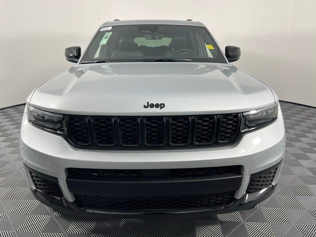 new 2025 Jeep Grand Cherokee L car, priced at $40,598