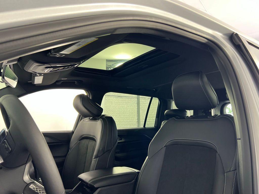 new 2025 Jeep Grand Cherokee L car, priced at $40,598